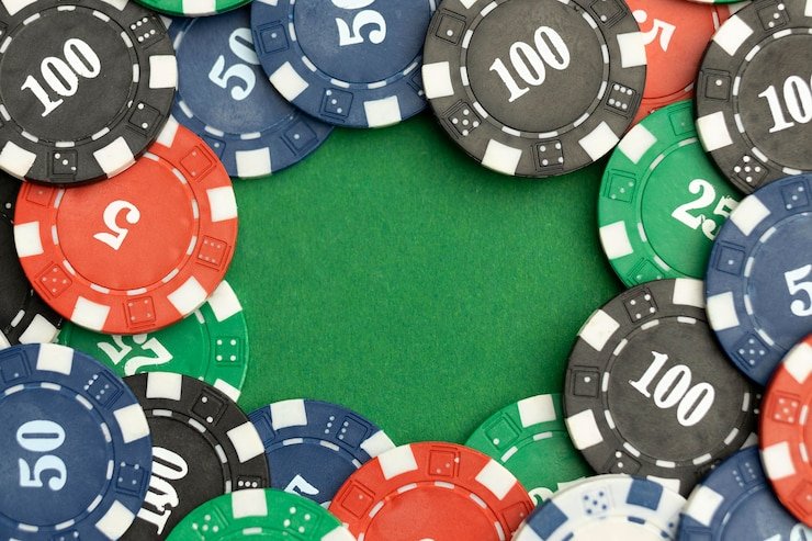 Antarmuka aplikasi mobile dana slot77 menampilkan menu kasino langsung dan slot video